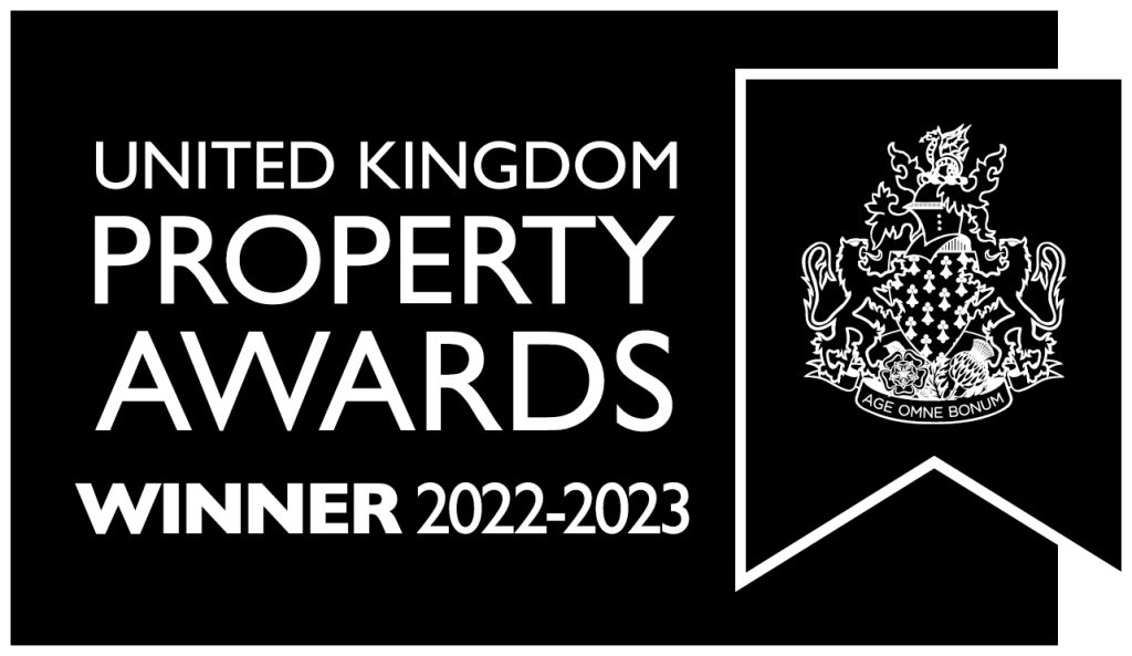 UK Property Awards Black[70]